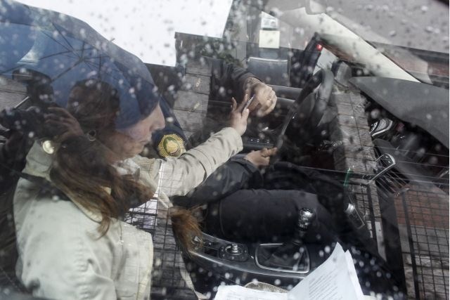 Foto in video: Preiskave pri Senici zaključene;  Senica nič več med pridržanimi