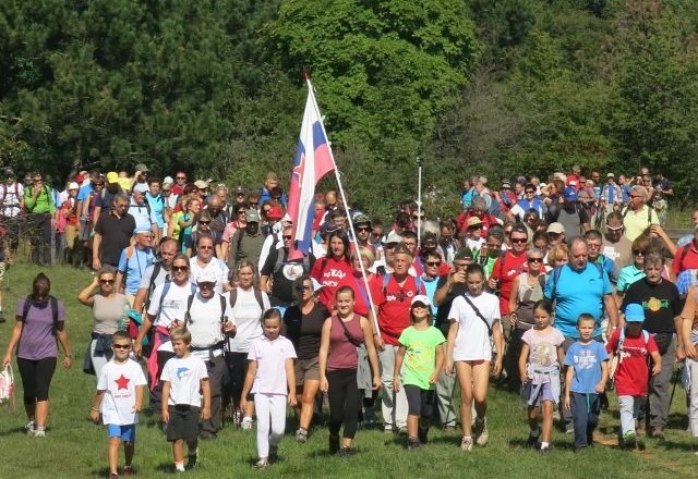 Spomin na bazoviške žrtve: sporočilo o ljubezni in pripravljenosti na žrtvovanje (foto)