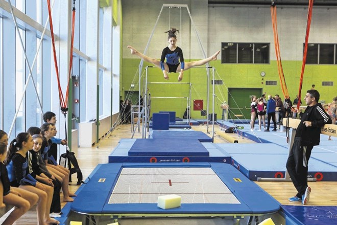 Novomeški družbi CGP je uspelo v slabem letu zgraditi dolgo pričakovani Gimnastični center Ljubljana. 