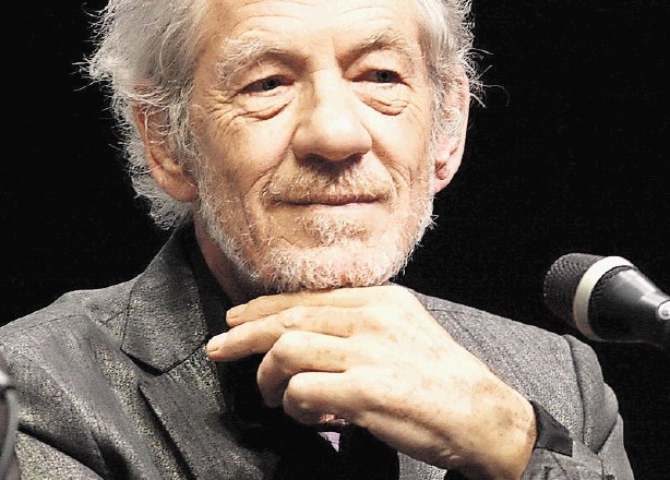 Ian McKellen opozarja na ignoranco do gejev. 