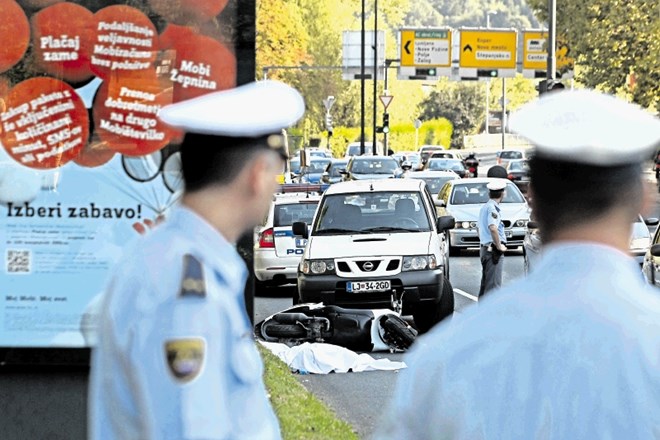 Letos je  v prometnih nesrečah umrlo že 23 oseb, medtem ko jih je v enakem obdobju lani umrlo 15.