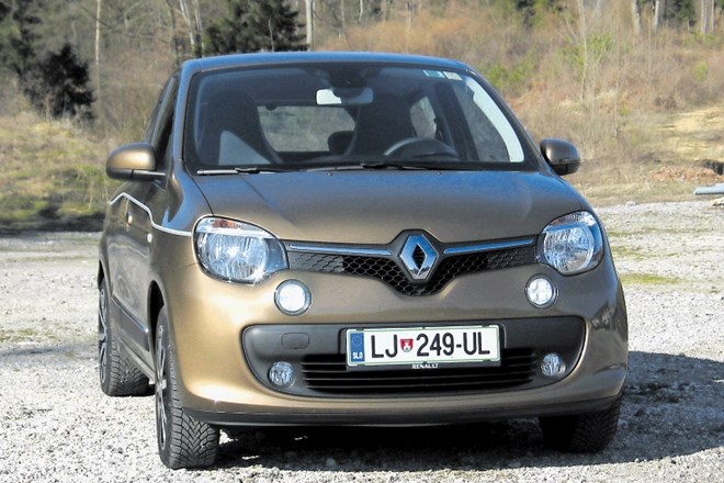 Fiat 500 in renault twingo: Taksi za štiri slone