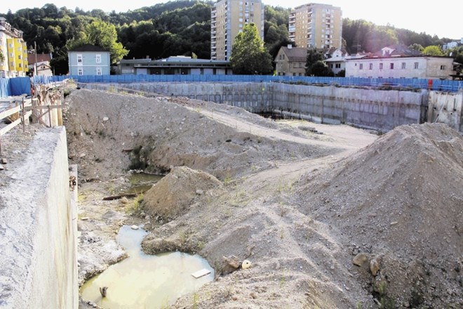 Projekt Kondominij Tivoli s 195 stanovanji in 500 parkirnimi mesti v Šiški bosta dokončali družbi Kolektor Koling in Gorenje...