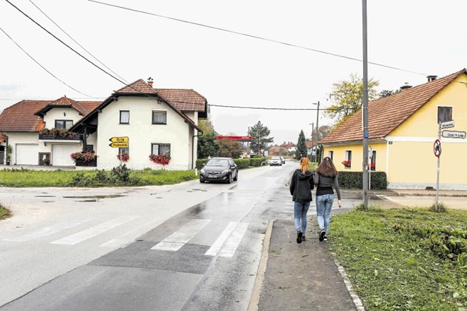 Cesta II. grupe odredov vodi skozi Dobrunje, Zadvor in Sostro.