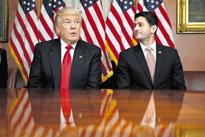 Vodja republikanske večine v kongresu Paul Ryan je med predvolilno kampanjo obračal hrbet Donaldu Trumpu, a je takoj po...