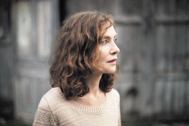 Isabelle Huppert v filmu Prihodnost iz leta 2016