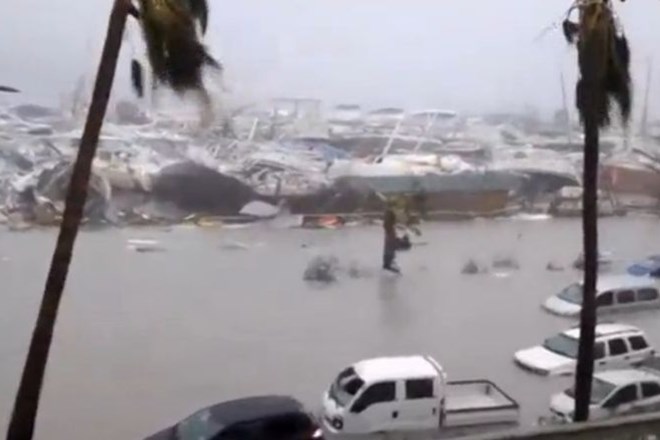 Po divjanju orkana Irma na dveh otokih ostale zgolj ruševine