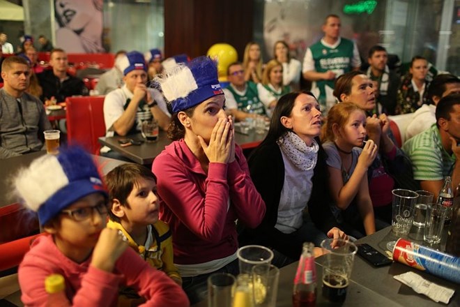 Slovenija  do jutra slavila zlato odličje