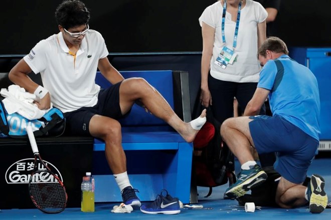 Rogerja Federerja na poti do 20. lovorike na turnirjih za grand slam jutri v finalu Melbourna čaka Marin Čilić.