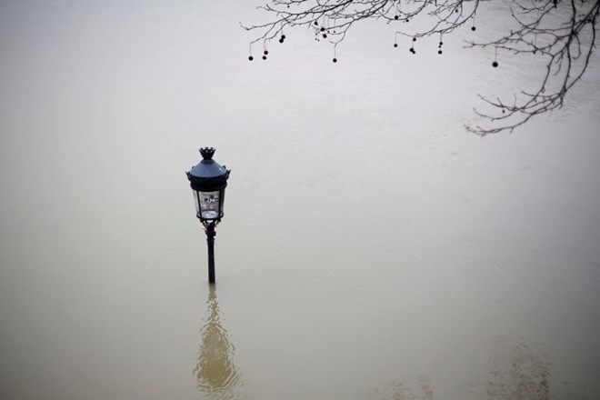 #foto Pariz v visoki pripravljenosti pred poplavami