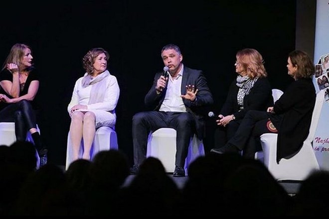 V Festivalni dvorani je bila konec tedna  konferenca o medsebojnih odnosih Ljubezen od A do Ž, kjer so se strokovnjaki vseh...