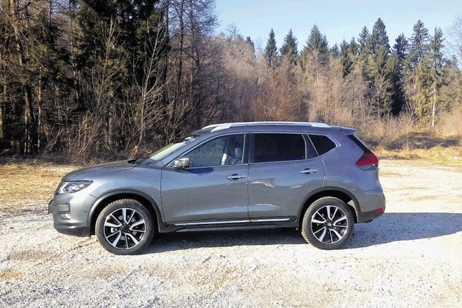 Vzporedni test: mazda cx-5 in nissan x-trail