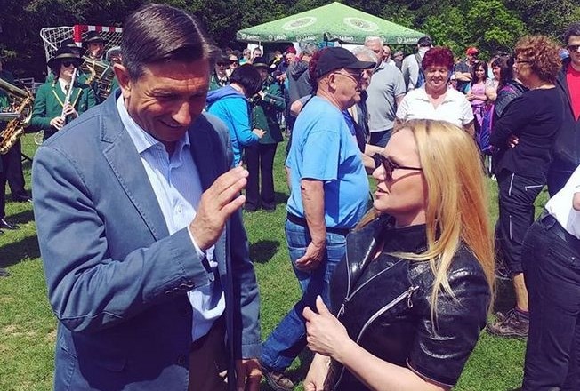 Prvomajsko slavje je predsednik republike Borut Pahor preživel v družbi ljudstva, ki je ta dan praznovalo na vrhu Šmohorja...