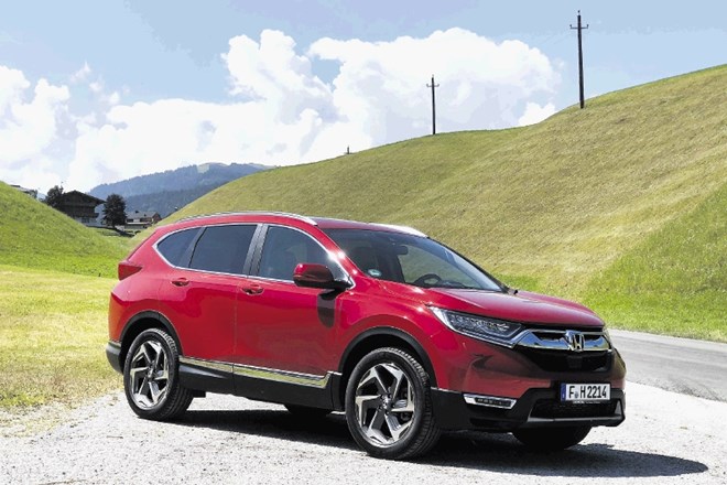 Honda CR-V: Dizelskemu motorju je pomahala v slovo