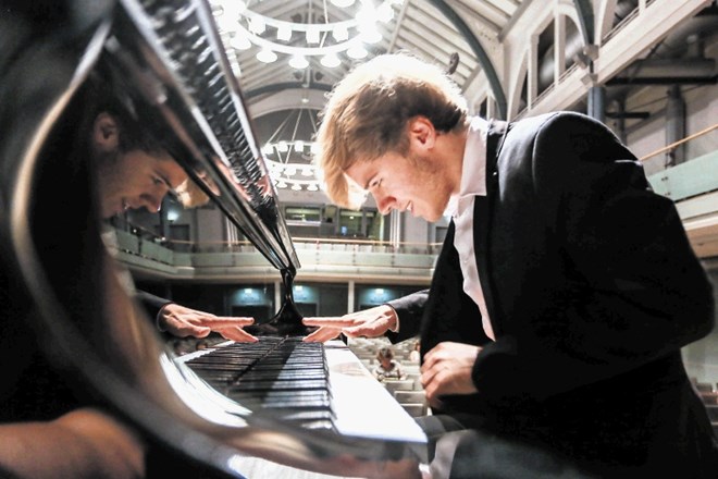 Nejc Kamplet, pianist: Najraje igram Beethovna.