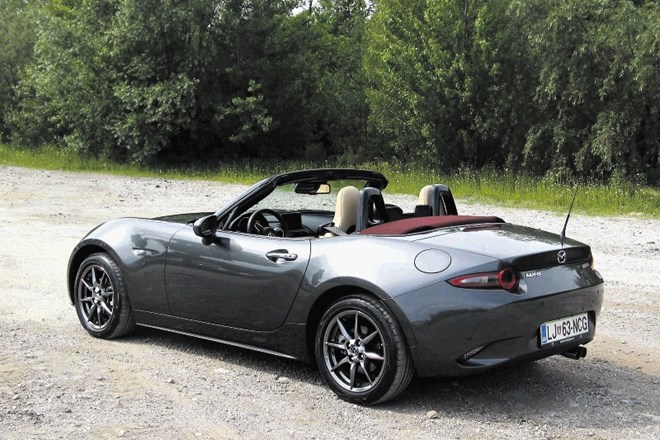  Mazda MX-5 G130 takumi:  Prepih in zadovoljstvo