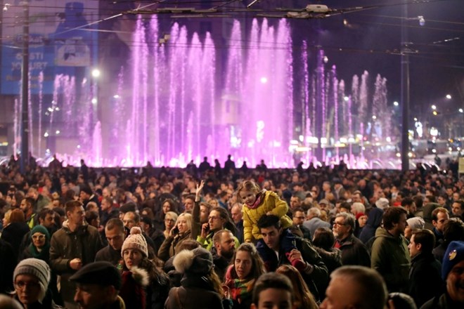 V Srbiji novi protesti proti Vučiću in vladi 