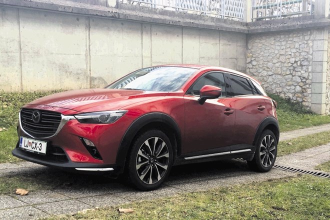 Suzuki vitara in mazda cx-3: Vloge krompirja si seveda nihče ne želi