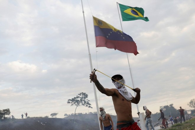 #foto Venezuela: Humanitarna pomoč še ne more v državo