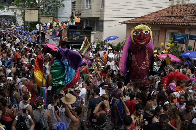 #foto Kralj Momo odprl sloviti karneval v Riu