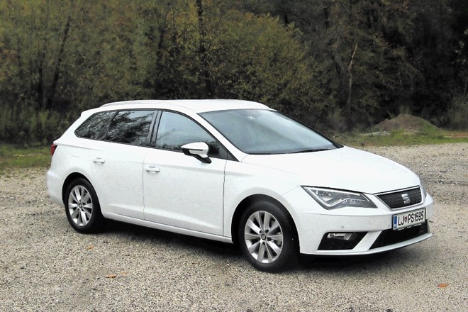 Karavanska seat leon ST (zgoraj) in kia ceed SW