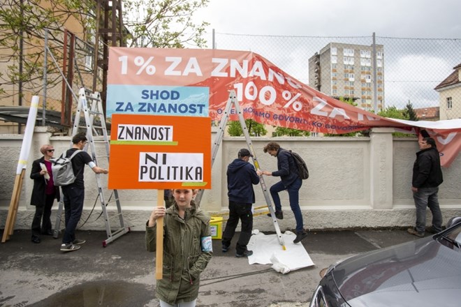 Boruta Pahorja in Marjana Šarca naj bi nasledil znanstvenik