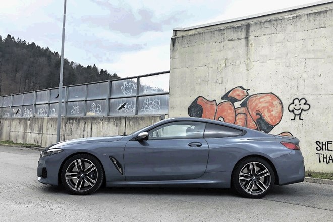 BMW serije 8 coupe M850i xDrive: Stanovanje ali avto?