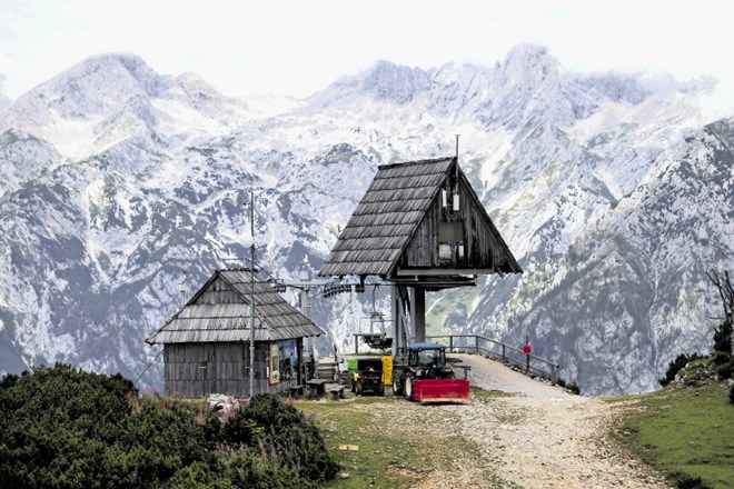 Poletne temperature so na Veliki planini veliko prijaznejše kot v dolini.