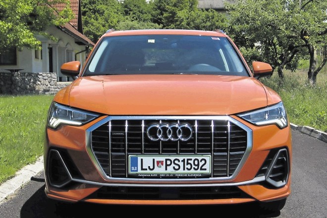 Audi Q3 in lexus UX: Ko ima pristop do prestižnosti (pre)visoko ceno