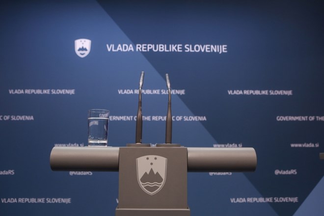 V Slovenijo iz Češke prispela večja količina zaščitne opreme