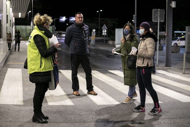 #foto Z letala iz Madrida za 14 dni v velenjski hotel Paka