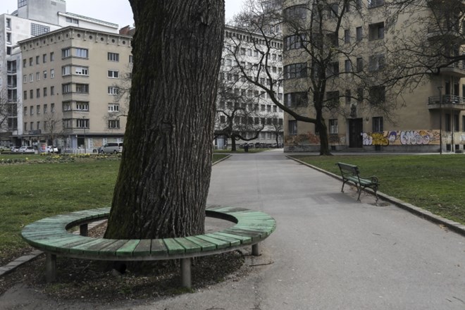 Dostop do parkov bo še vedno prost, vendar boste lahko dostopali le do parkov, ki se nahajajo v vaši občini.