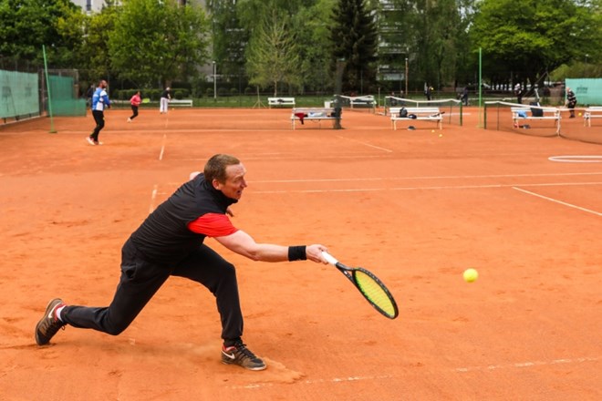 #foto Ljubljančani že igrajo golf in tenis