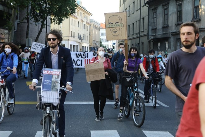 #foto #video Ljubljano preplavila pisana  protestniška množica