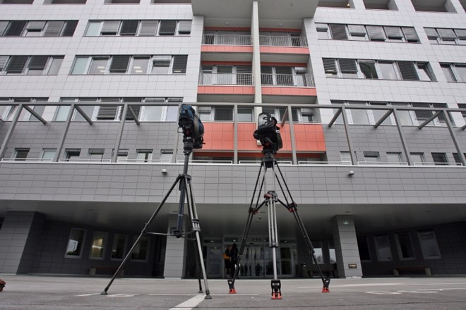 Kriminalisti Nacionalnega preiskovalnega urada (na fotografiji stavba NPU) so celjski direktorici in njuni družbi  kazensko...