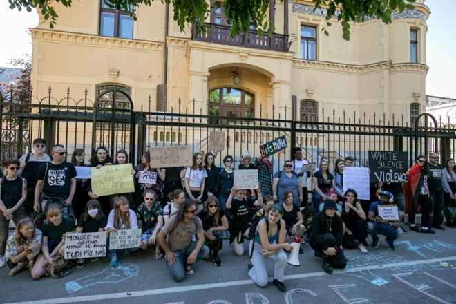 #foto V Ljubljani protestirali proti rasizmu