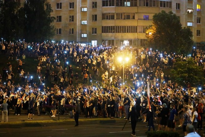 #foto #video Belorusi na ulicah zaradi vnovične volilne prevare