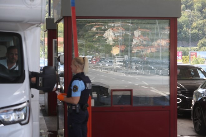 #foto Reportaža z mejnih prehodov s Hrvaško