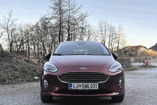 Ford fiesta 1,0 ecoboost mHEV titanium: Mladostna legenda po meri voznika