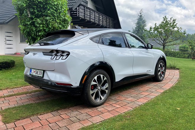 Ford mustang mach-E premium: Za prešeren nasmešek je poskrbljeno