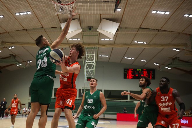 Prepričljiva Cedevita Olimpija odpihnila Krko