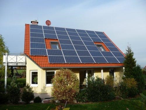 Naj se vaš dom (vsaj delno) napaja s solarno energijo