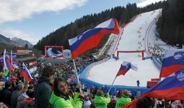 V Kranjski Gori se bodo najboljši smučarji sveta znova ustavili 14. in 15. marca 2015. (Foto: Luka Cjuha) 