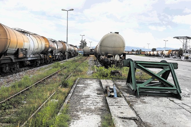 Na območju moščanske tovorne postaje bo Mercator zgradil  logistično-distribucijski center.