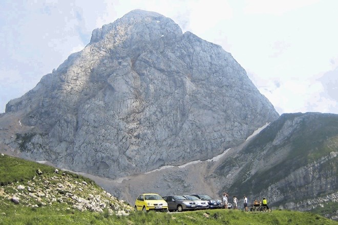 Mangart terja izurjenega in dobro opremljenega gornika.