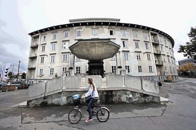 Denacionalizacijska pravda za Akademski kolegij (Baragovo semenišče) v Ljubljani se vleče že 24 let. Nadškofija Ljubljana ta...