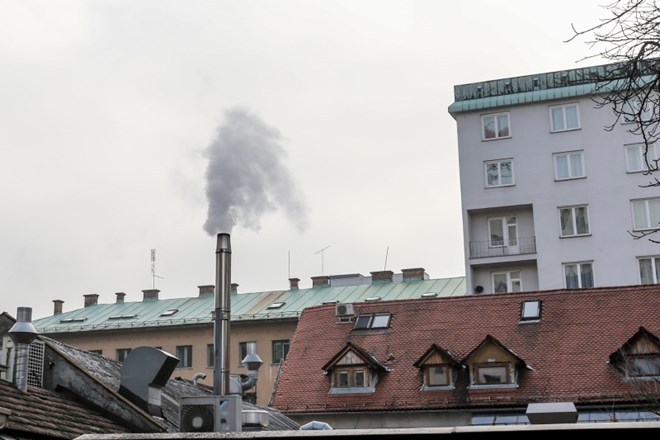 Zastonj peči po novem tudi za upokojence in občine