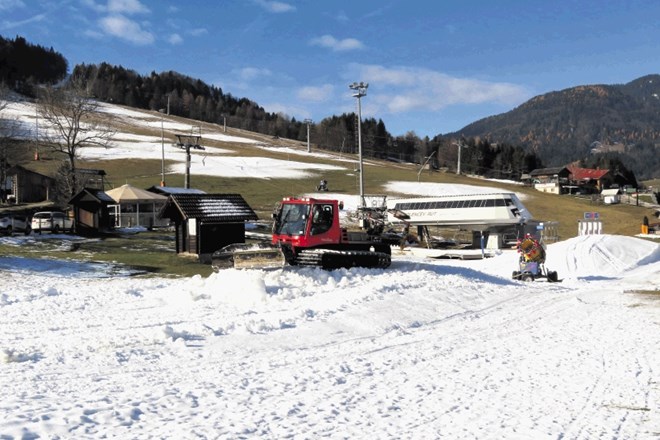 Vsaj dve žičnici bodo na kranjskogorskih smučiščih zagnali ta petek, ko bo smučanje brezplačno.