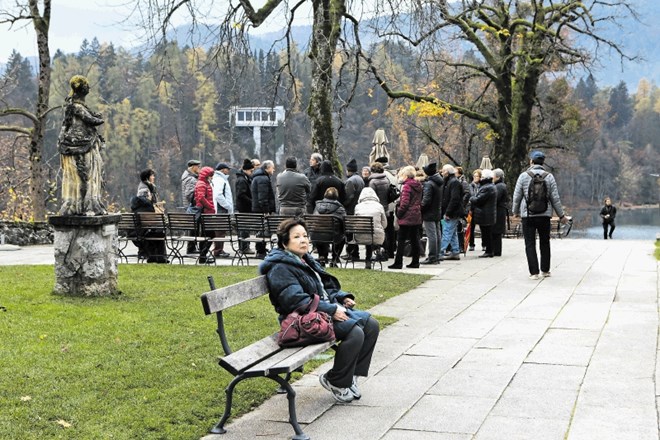 Bled ostaja neurejena turistična destinacija