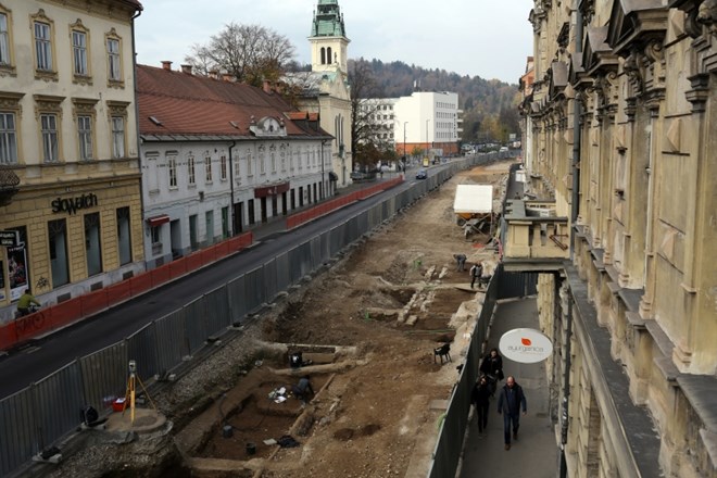 Od 3. aprila do 30. junija bosta Gosposvetska cesta in Dalmatinova ulica do Miklošičeve ceste zaprti za ves promet.